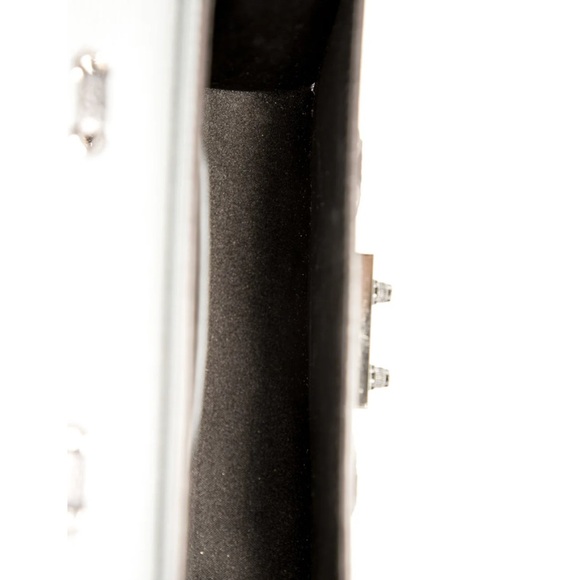 Henri Bendel embossed Bag - Picture 5 of 7